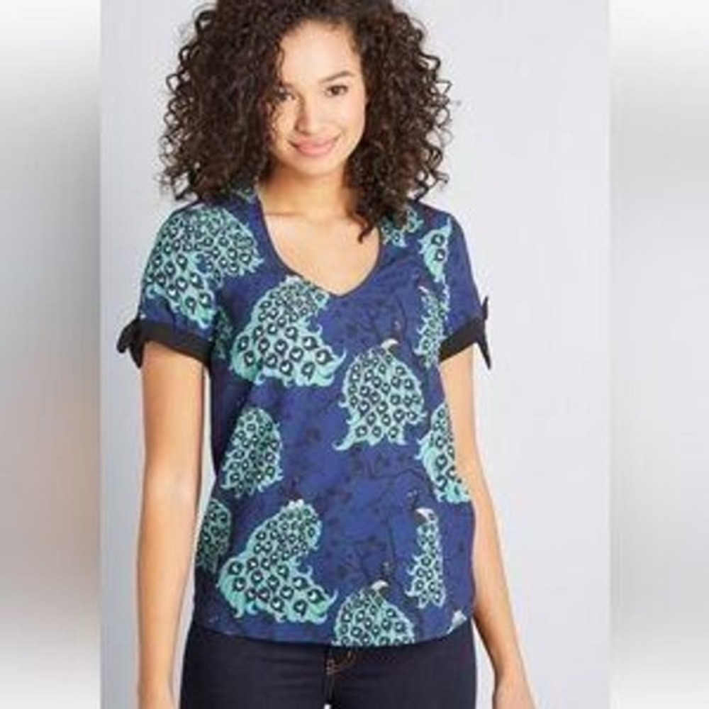 ModCloth Dupenny Top XXS Peacock Print Blue Green Short Sleeve Bow NWT